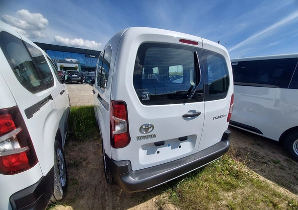 Toyota Proace City Verso cena 116900 przebieg: 1, rok produkcji 2024 z Gliwice małe 29